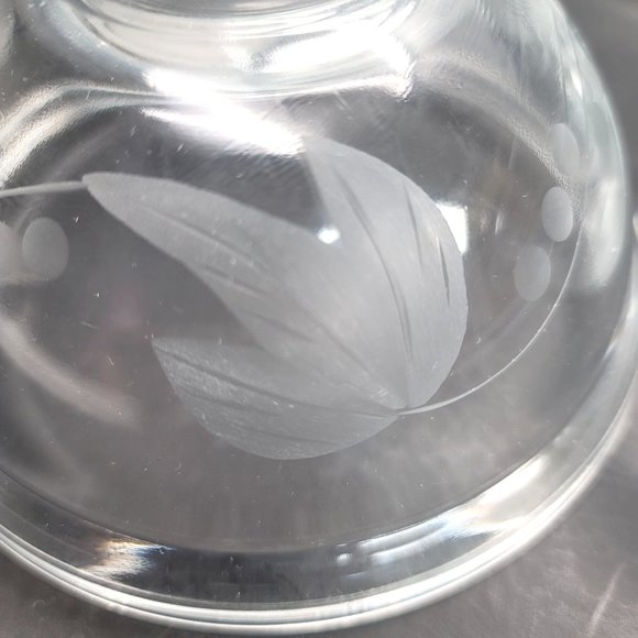 Vintage Morning Glory Glass Leaf Bowls Etched Frosted Raised Rim Set of 5 Pd80 - Picture 9 of 9